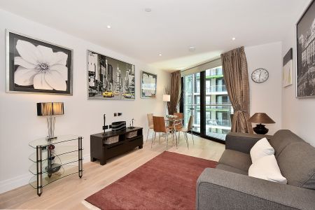 Riverlight Quay, London, SW11 - Photo 2