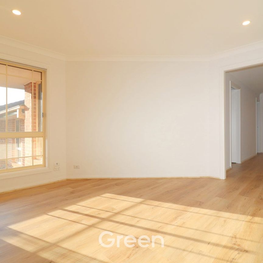 Boutique Three-Bedroom Villa in a Convenient West Ryde Location - Photo 1