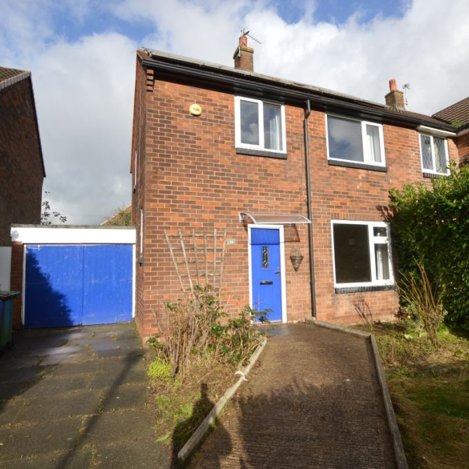 3 Bedroom Semi-Detached House - Photo 1