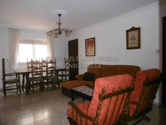 Piso en alquiler en Plaza de Toros-Santa Rita - Photo 1