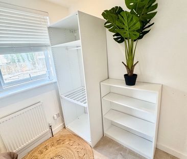 Room in a Shared House, Avenons Road, E13 - Photo 3