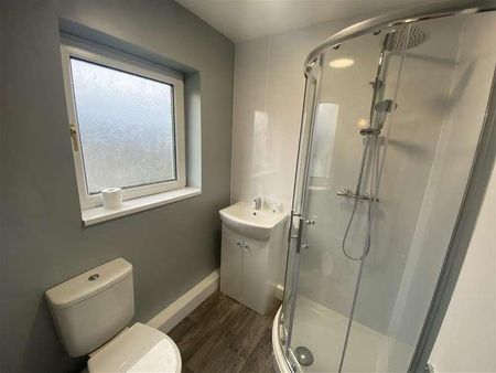 Elm Tree Close, Long Lee, BD21 - Photo 3