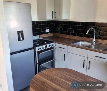 2 bedroom maisonette to rent - Photo 1