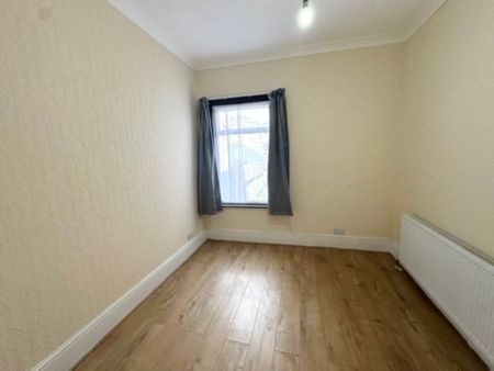 Terrace Road, London - Photo 3