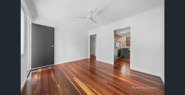 Renovated City Retreat Unit in the Heart of Woolloongabba - Photo 1