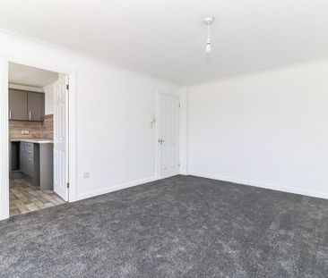 2 bedroom property to rent - Photo 2