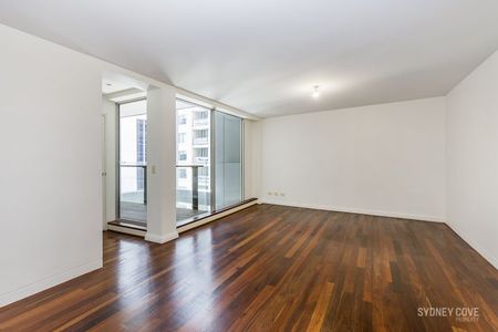 PORTICO APARTMENT | Unfurnished - Photo 4
