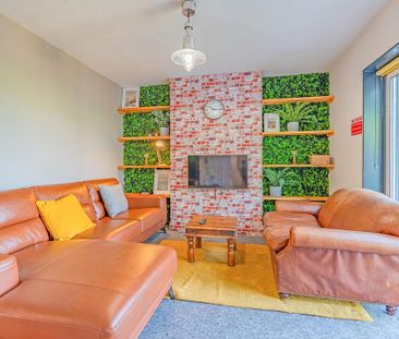 6 bedroom terraced house to rent - Photo 3