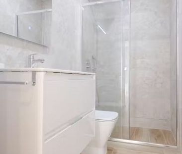 Calle de Antonio Prieto, Madrid, Community of Madrid 28026 - Photo 6