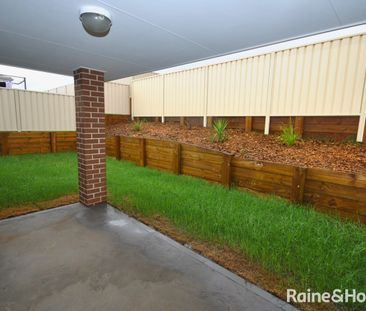 Family Sized Duplex - Photo 6