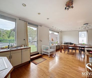 Ruim duplexappartement met terras en garage in centrum Zomergem - Foto 5