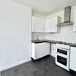 Surrey Road, Margate, CT9 2LA, Kent - Photo 2