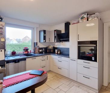 Ruhige Wohnoase mit großer überdachter Terrasse: Blick ins Grüne oh... - Foto 6