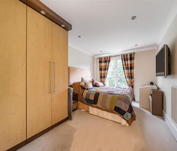 3 bedroom apartment to rent - Photo 5