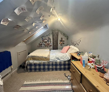 2 bedroom flat to rent - Photo 1 | Rentumo