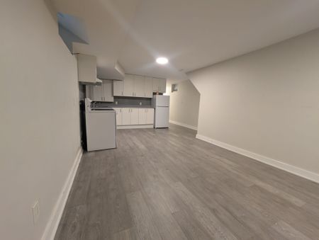 For Lease - 2132 Dundas Street Unit# Lower, Toronto, Ontario - Photo 3