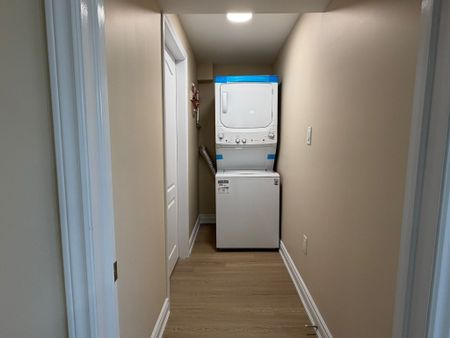 For Lease - 96 Scarletwood Street, Hamilton, Ontario - Photo 5