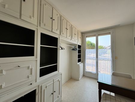Location Appartement 4 pièces 65m² - Photo 4