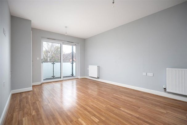 Swan Road, West Drayton, Middlesex, UB7 - Photo 1