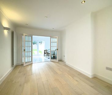 4 bedroom semi-detached house to rent - Photo 6