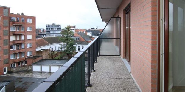 Appartement te huur in Kortrijk voor € 770 met 2 slaapkamers - Foto 1