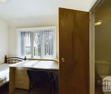 7 bedroom end of terrace house to rent - Photo 6