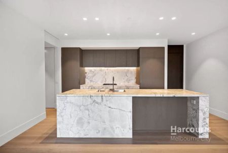 Modern Apartment With Spectacular Views - Photo 3
