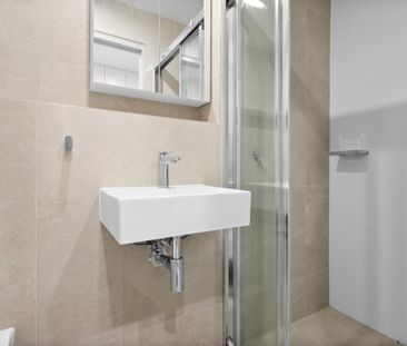 Furnished Studio Apartment - UTILITIES INCLUDED - Photo 3