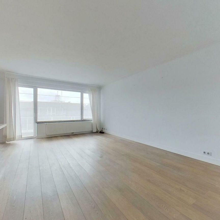 Flat for rent - Photo 1