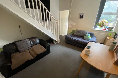 Clarendon Park Road, Clarendon Park, Leicester, LE2 - Photo 3