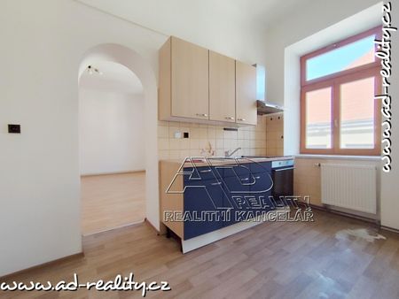 Pronájem bytu 3+1 70 m², Hradební, České Budějovice - Fotografie 5