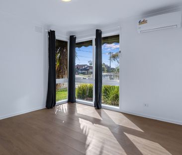 Rustic Elegance and Modern Comfort - Photo 5