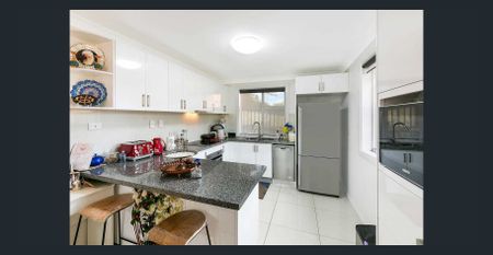 Convenient, low maintenance Granny Flat, CTHS Zoned!!! Next to the newly updated Kanangra Cres Playground - Photo 3