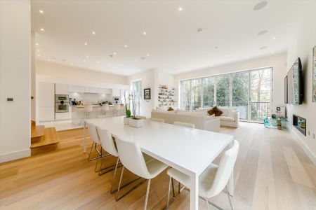 5 bedroom detached house to rent - Photo 4