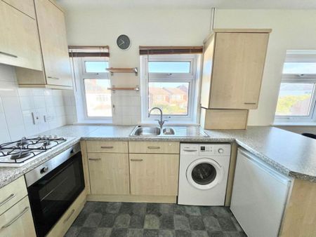 1 bedroom semi-detached house to rent - Photo 5