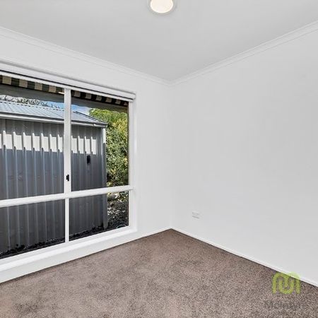 Beautiful three-bedroom home in Banks - Photo 2