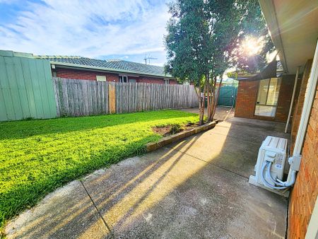 3-Bedroom Family Home in Prime Laverton Location - Photo 5