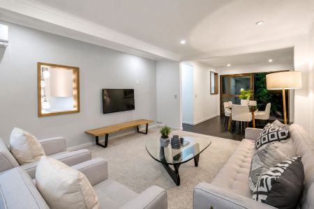 Stylish Multi-Level Townhouse in the Heart of Paddington - Photo 2