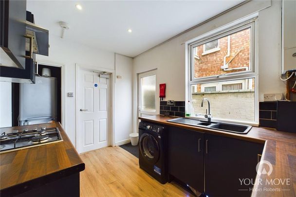 4 bedroom house to rent - Photo 1