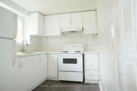 Semi-Detached Home For Lease | E8129436 - Photo 3