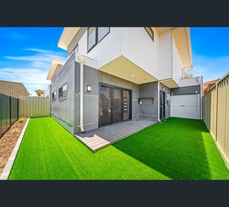 3/253 Rockingham Road, Spearwood, WA 6163 - Photo 2