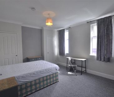 5 bedroom terraced house to rent - Photo 6