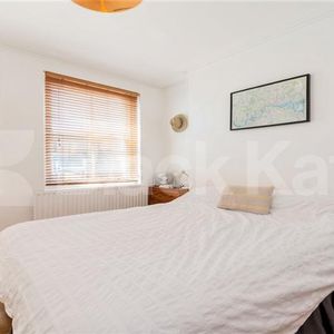 A well-presented one-bedroom flat situated on the sought-after Elgin Avenue, W9 - Photo 2