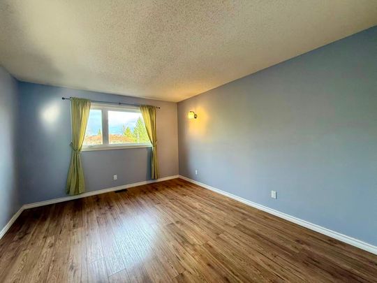 For Lease - 3 Baton Court, Kanata, Ontario - Photo 1