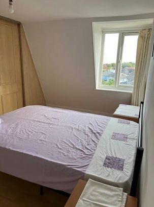 2 Bed Flat, Colney Hatch Lane, N10 - Photo 1