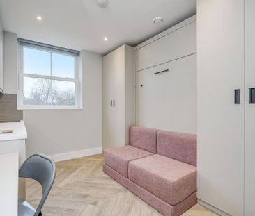 Studio to rent - Photo 1