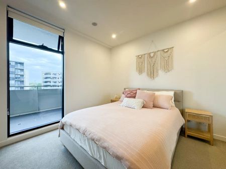 “Modern 1 Bedroom Unit in the heart of Penrith” - Photo 2