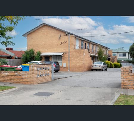 6/13 Clarendon Parade, West Footscray, Vic 3012 - Photo 5