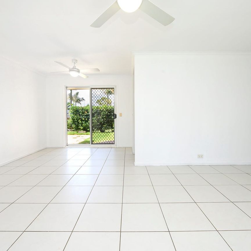 Light & Bright Renovated Low-set Home in a Convenient Wellington Point Location - Photo 1