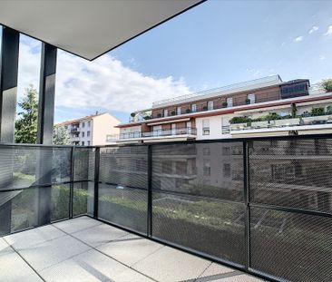 T3 – 59 m2 – BALCON – GARAGE DOUBLE – 69005 LYON – Réf. 1943 - Photo 3